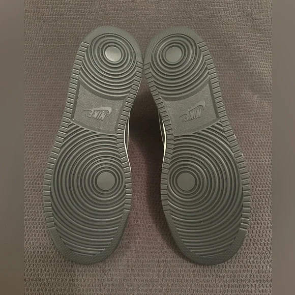 Air Jordan 1 Retro KO Shadow 12M - Picture 6 of 8